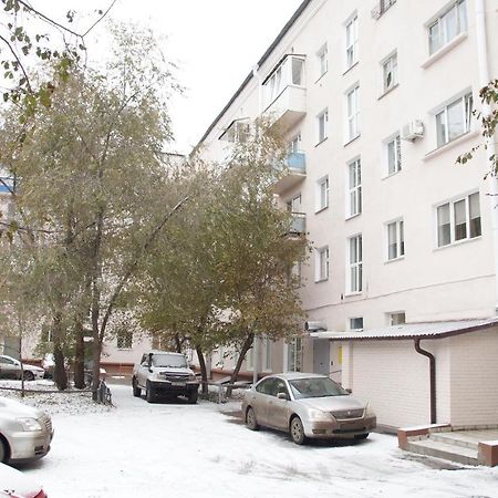 Yutniye Metry On Karla Marksa Apartament Omsk Zewnętrze zdjęcie