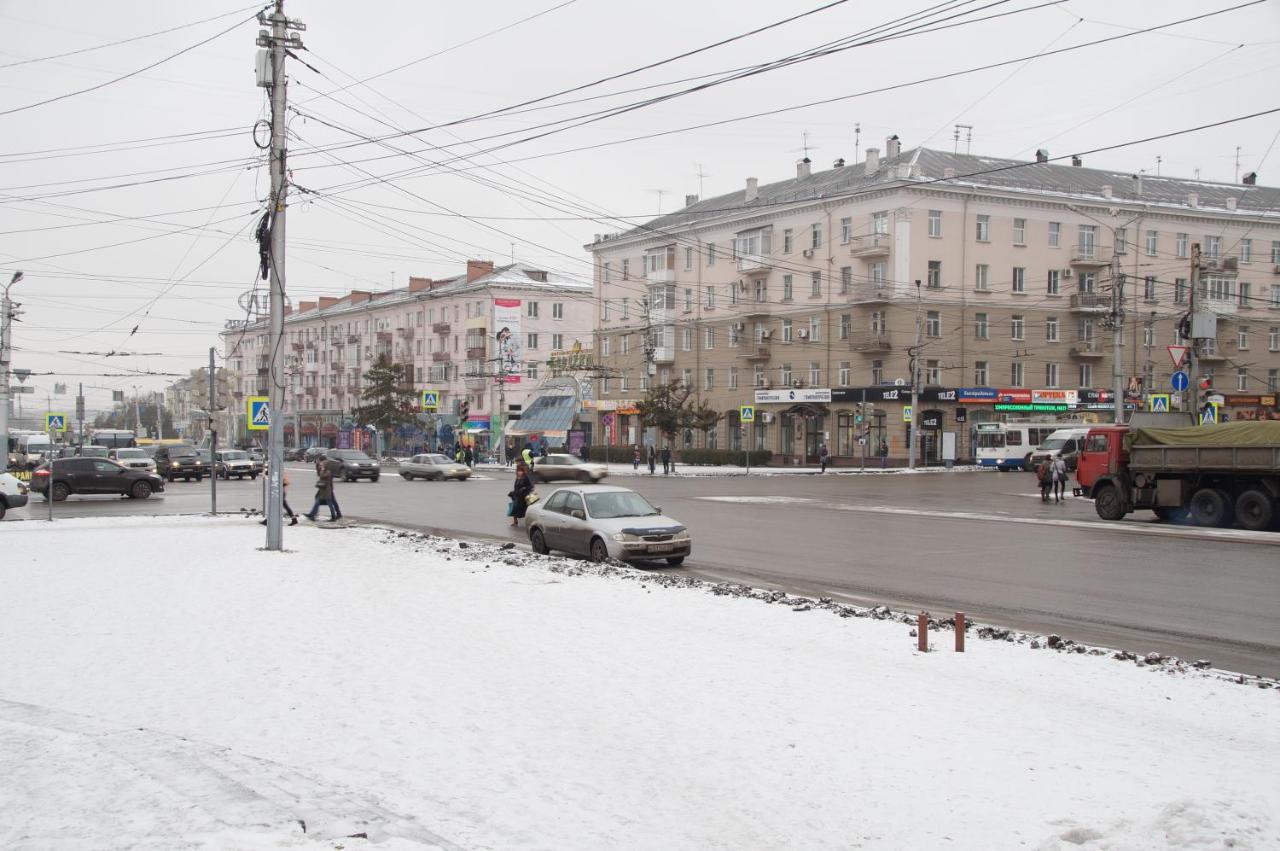 Yutniye Metry On Karla Marksa Apartament Omsk Zewnętrze zdjęcie